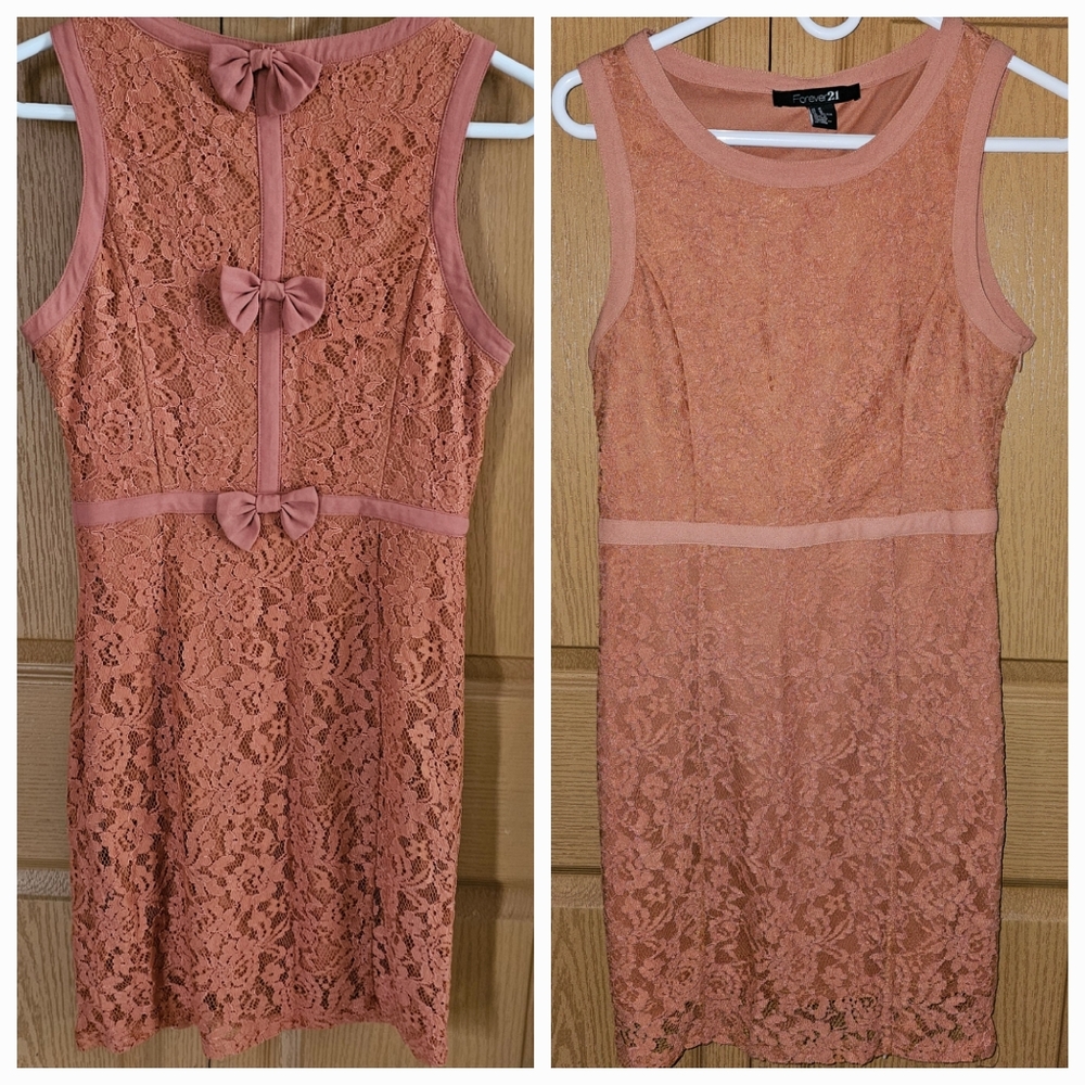 Elegant Lace Dress with bows down the backside